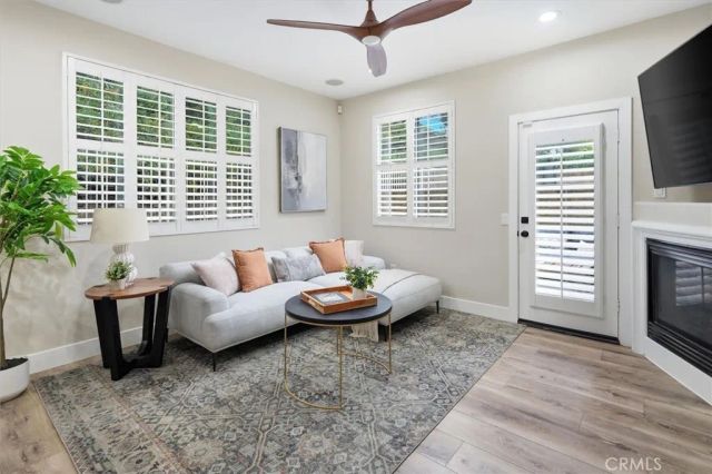 28388 Mayfair, Valencia, CA 91354