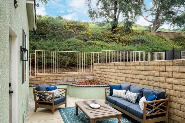 28388 Mayfair, Valencia, CA 91354