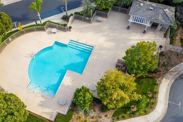 28388 Mayfair, Valencia, CA 91354