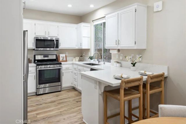 28388 Mayfair, Valencia, CA 91354