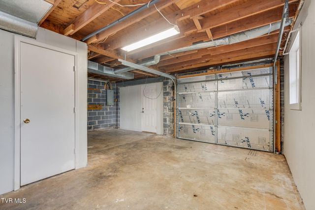 4205 Rock Rose Circle, Kingsport, TN 37664