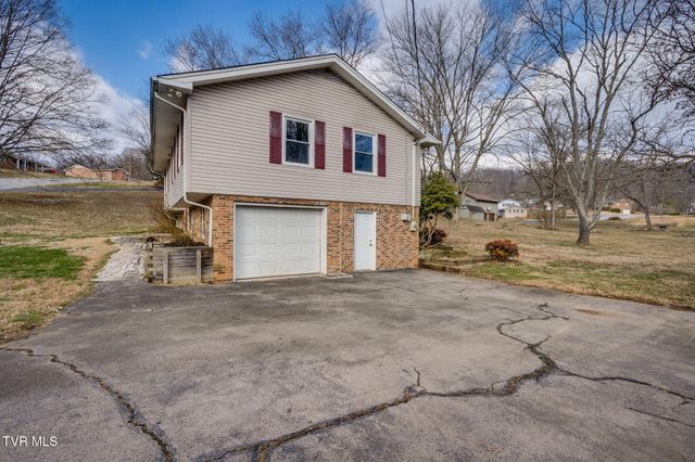 4205 Rock Rose Circle, Kingsport, TN 37664