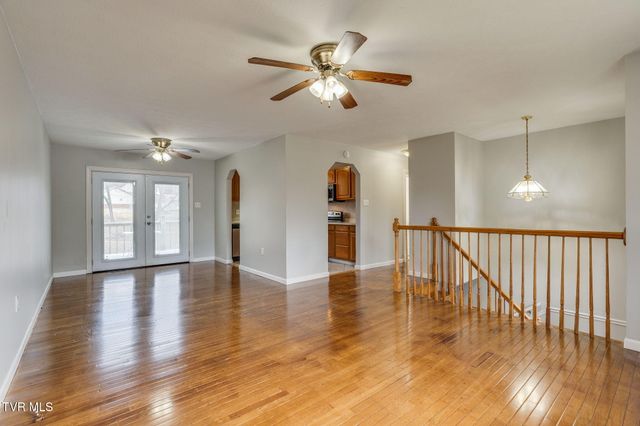 4205 Rock Rose Circle, Kingsport, TN 37664