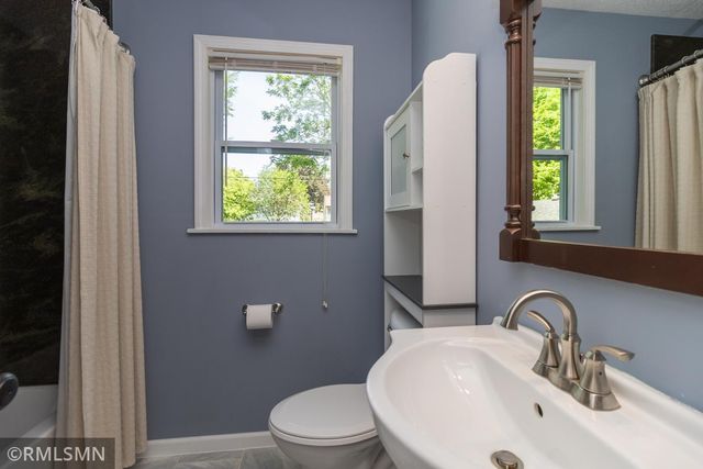 1440 Mcafee Street, Saint Paul, MN 55106