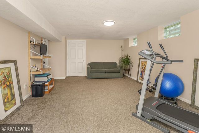 1440 Mcafee Street, Saint Paul, MN 55106