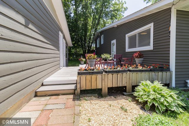 1440 Mcafee Street, Saint Paul, MN 55106
