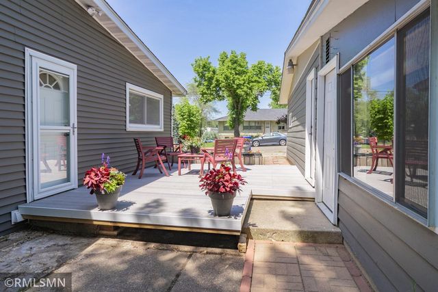 1440 Mcafee Street, Saint Paul, MN 55106