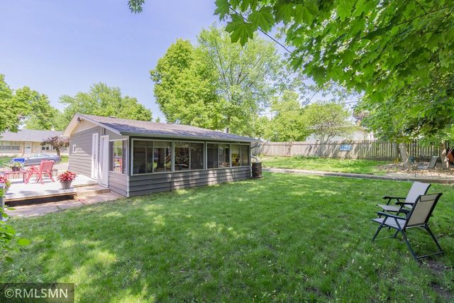 1440 Mcafee Street, Saint Paul, MN 55106