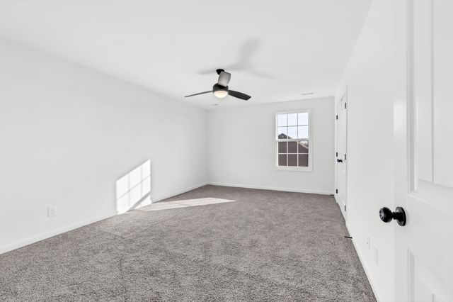 1165 Mourning Cloak Dr, Clarksville, TN 37043