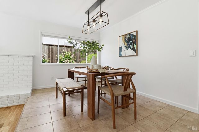 23 Terra Linda Dr, San Rafael, CA 94903