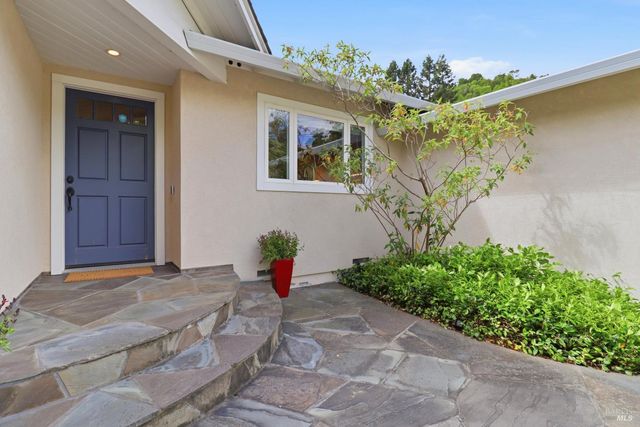 23 Terra Linda Dr, San Rafael, CA 94903