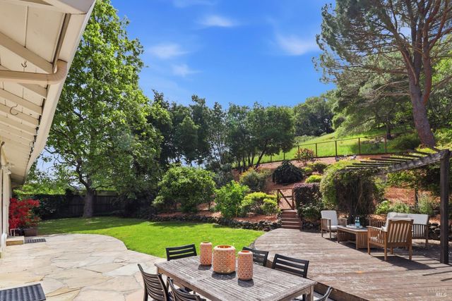 23 Terra Linda Dr, San Rafael, CA 94903