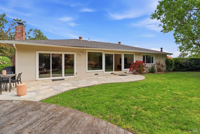 23 Terra Linda Dr, San Rafael, CA 94903