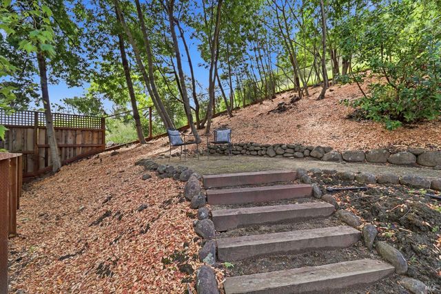 23 Terra Linda Dr, San Rafael, CA 94903