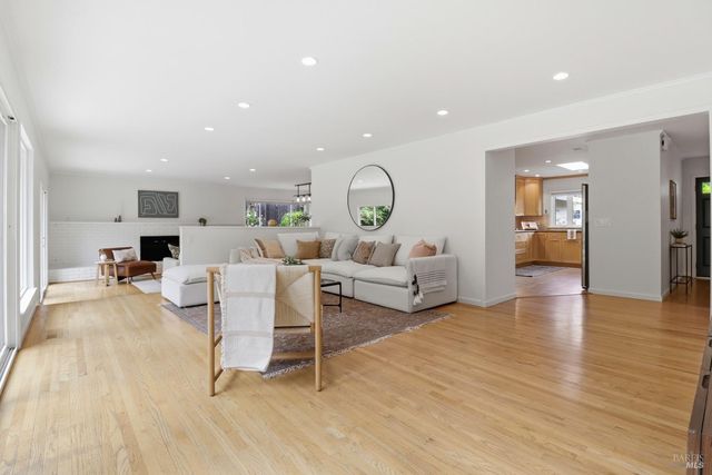 23 Terra Linda Dr, San Rafael, CA 94903