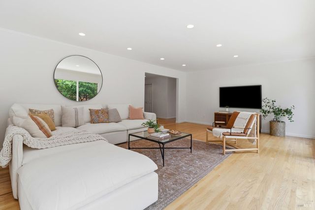 23 Terra Linda Dr, San Rafael, CA 94903