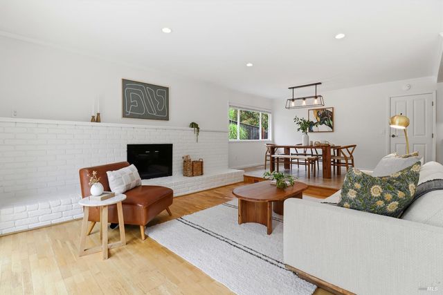 23 Terra Linda Dr, San Rafael, CA 94903