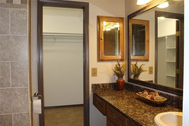 14813 Twelve Oaks Drive, Choctaw, OK 73020