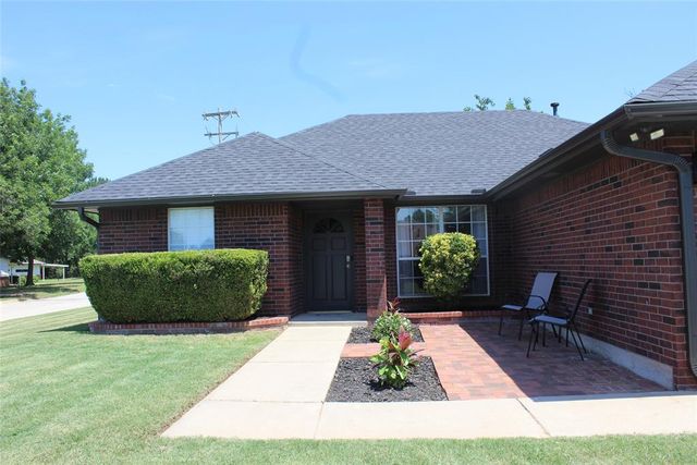 14813 Twelve Oaks Drive, Choctaw, OK 73020