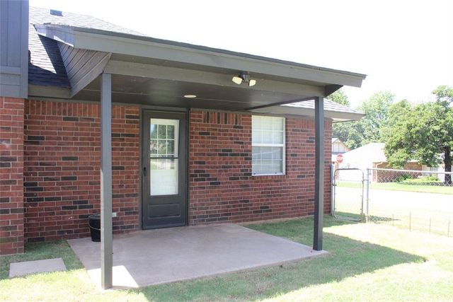 14813 Twelve Oaks Drive, Choctaw, OK 73020