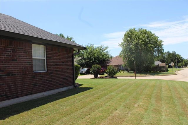 14813 Twelve Oaks Drive, Choctaw, OK 73020