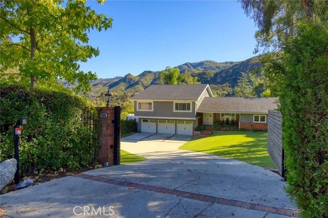 29846 Triunfo Drive, Agoura Hills, CA 91301
