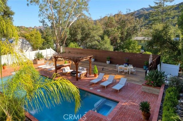 29846 Triunfo Drive, Agoura Hills, CA 91301