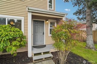 23912 12th Place S #201, Des Moines, WA 98198