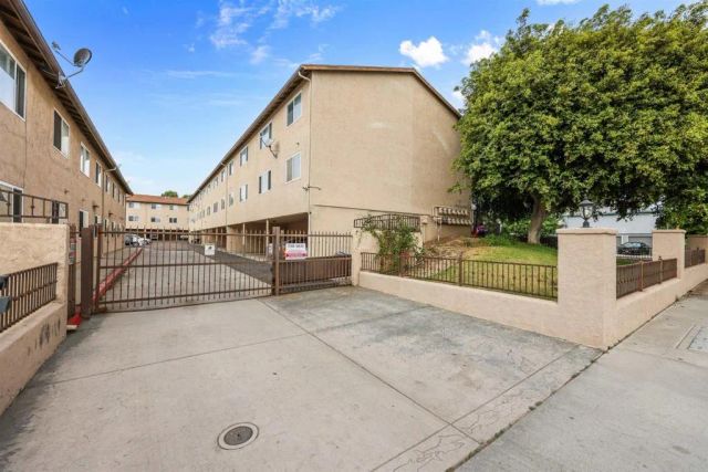 3285 Ocean View Blvd 22, San Diego, CA 92113