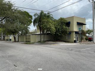 2299 NW 25th Avenue, Miami, FL 33142