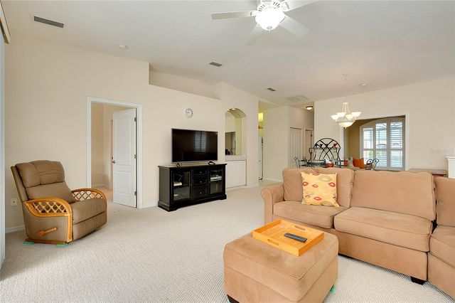 1102 GONDOLA PARK DRIVE 1102, Venice, FL 34292