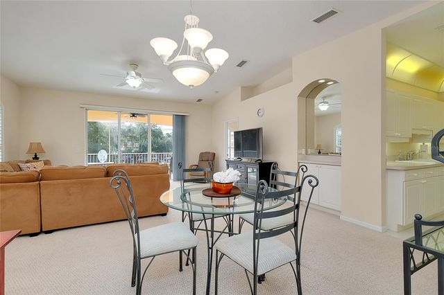 1102 GONDOLA PARK DRIVE 1102, Venice, FL 34292