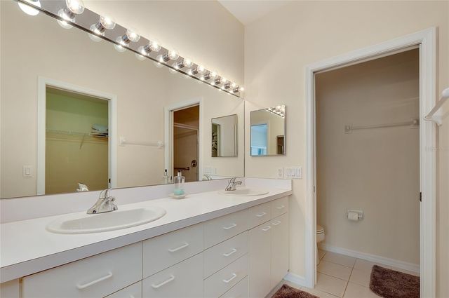 1102 GONDOLA PARK DRIVE 1102, Venice, FL 34292