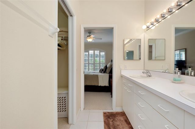 1102 GONDOLA PARK DRIVE 1102, Venice, FL 34292