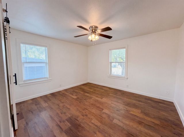 832 Central Drive, Bedford, TX 76022