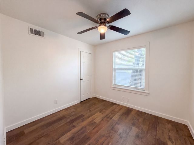 832 Central Drive, Bedford, TX 76022