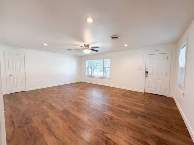 832 Central Drive, Bedford, TX 76022