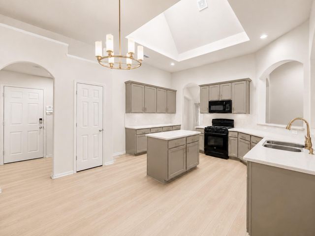 11123 Maidenfair Drive, Tomball, TX 77375
