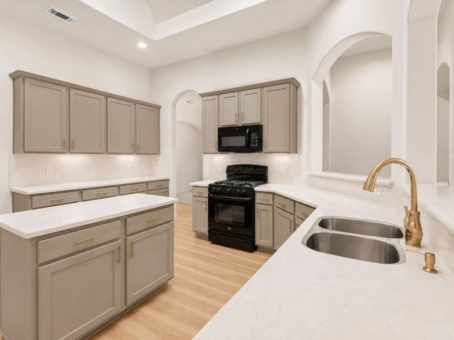 11123 Maidenfair Drive, Tomball, TX 77375