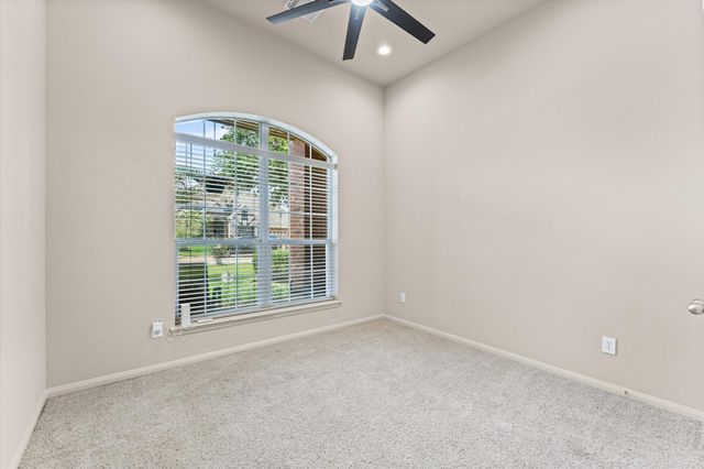 11123 Maidenfair Drive, Tomball, TX 77375