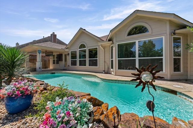 11123 Maidenfair Drive, Tomball, TX 77375