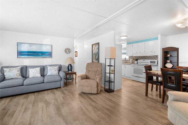 5541 BENTON STREET, Zephyrhills, FL 33542