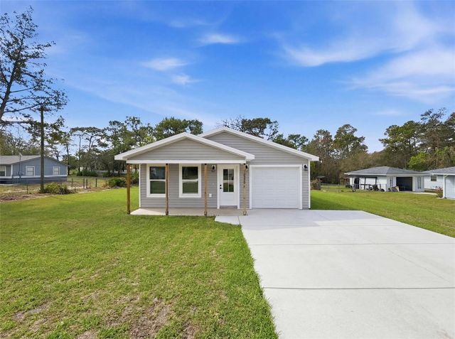 10370 GOLDEN AVENUE, Weeki Wachee, FL 34613