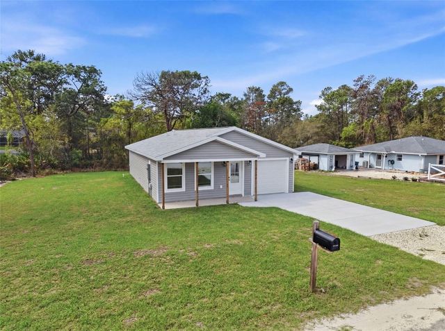 10370 GOLDEN AVENUE, Weeki Wachee, FL 34613