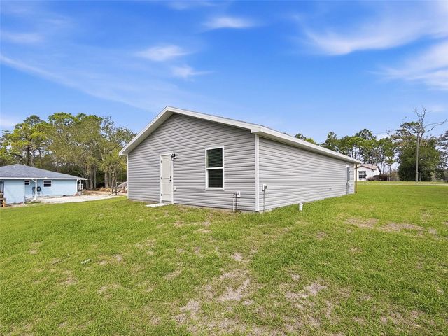 10370 GOLDEN AVENUE, Weeki Wachee, FL 34613