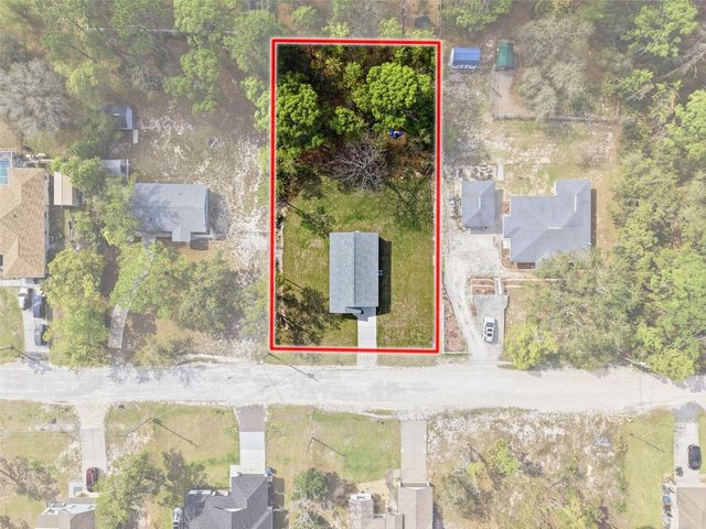 10370 GOLDEN AVENUE, Weeki Wachee, FL 34613