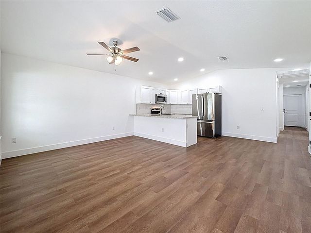 10370 GOLDEN AVENUE, Weeki Wachee, FL 34613