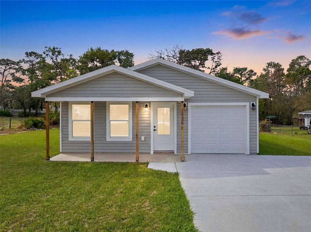 10370 GOLDEN AVENUE, Weeki Wachee, FL 34613