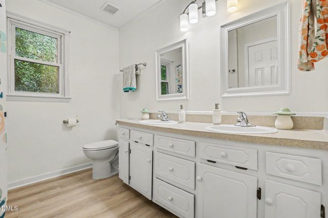 1317 Andersonwood Drive, Fuquay Varina, NC 27526