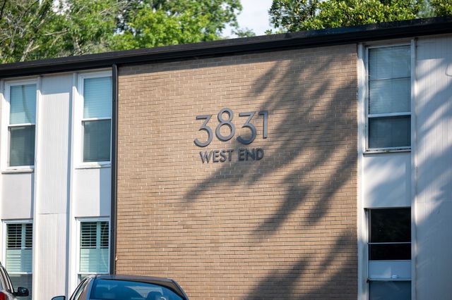 3831 West End Ave Apt 32, Nashville, TN 37205
